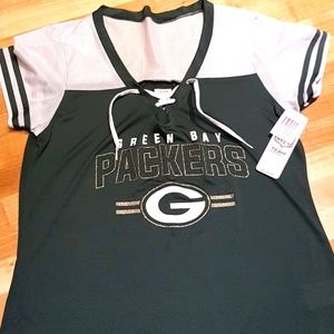 BNWT Womens L Official NFL Green Bay Packers top